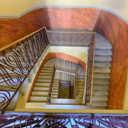 Apartamento Grazioso In Centro- Wifi Ascensore Aria Condizionata *