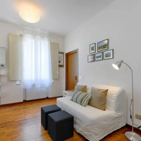 Grazioso In Centro- Wifi Ascensore Aria Condizionata Daire *
