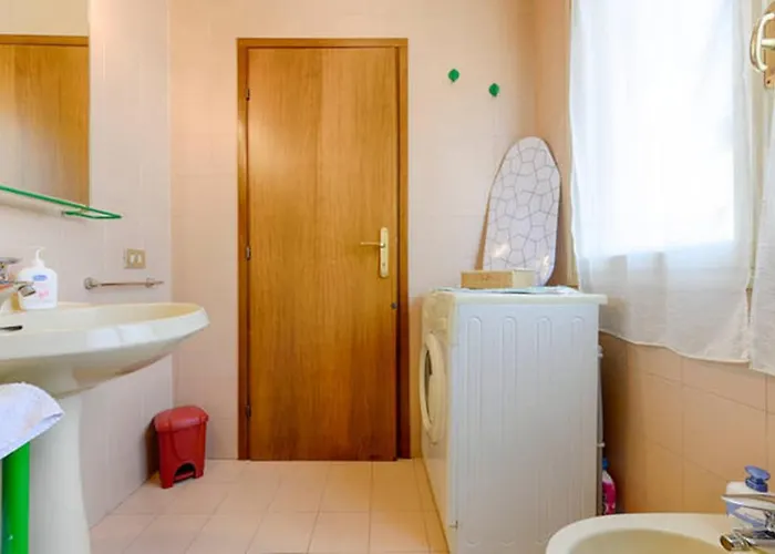 Grazioso In Centro- Wifi Ascensore Aria Condizionata Lejlighed Modena