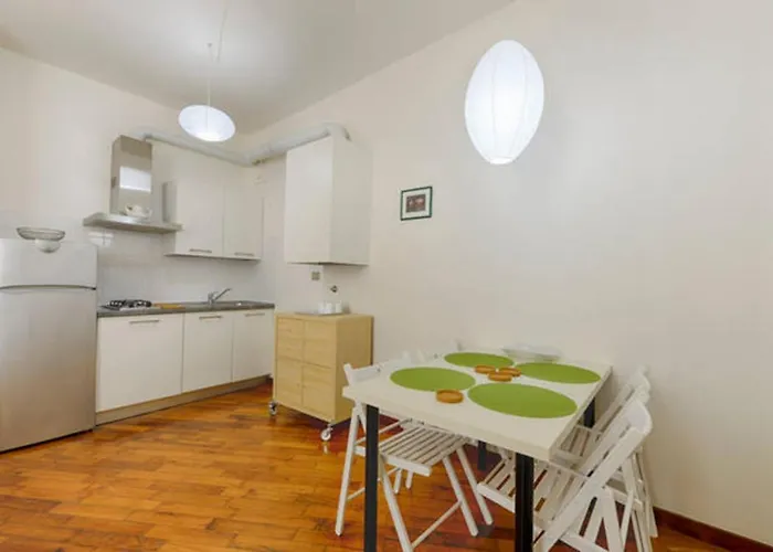 Grazioso In Centro- Wifi Ascensore Aria Condizionata Lejlighed